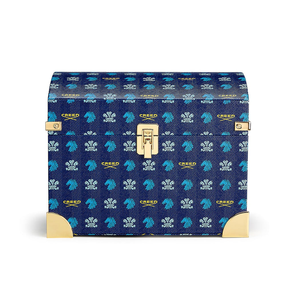 Holiday Trunk Rue Royal closed front view